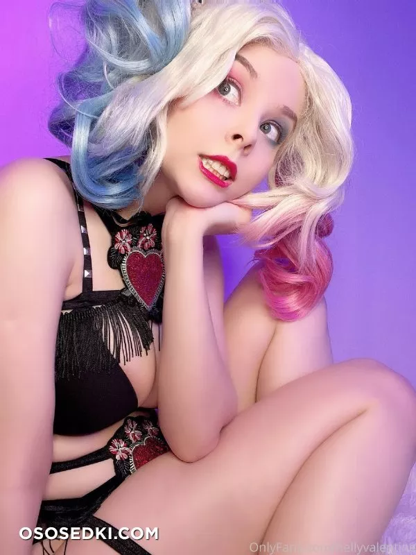 Harley Quinn by Disharmonica - 1