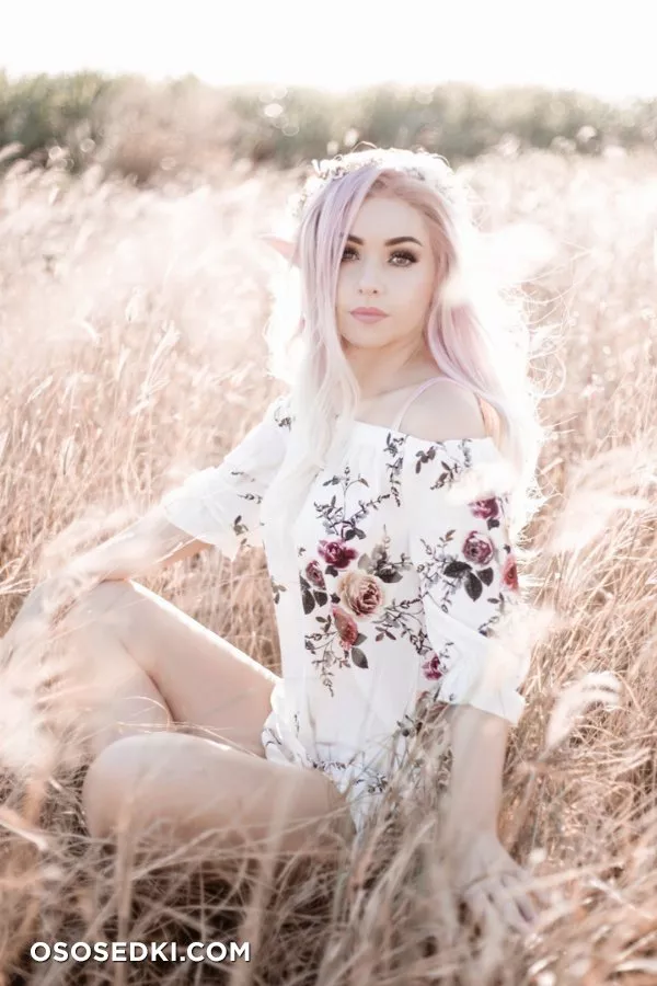 Amy Thunderbolt - 4
