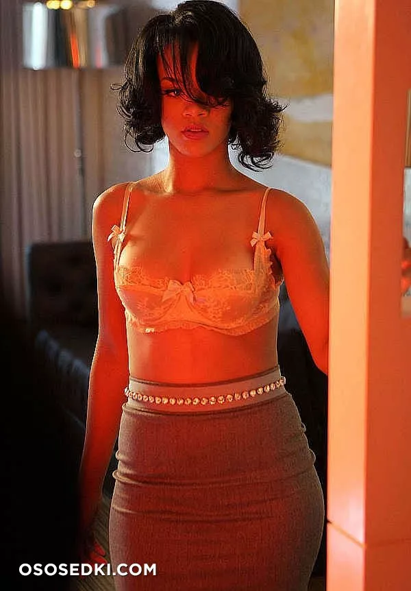Rihanna - 2