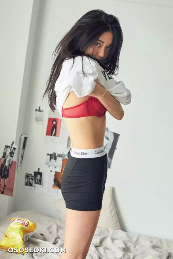 GRAVURE OF THE THE YEAR 2019 : BEST30 GAL MODEL - 3