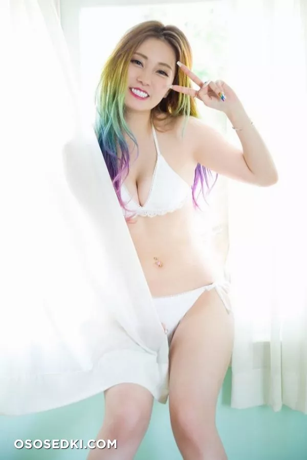 GRAVURE OF THE THE YEAR 2019 : BEST30 GAL MODEL - 4