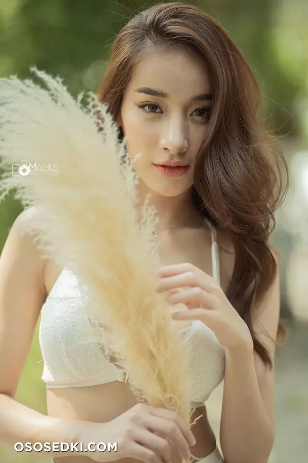 Pichana Yoosuk. - 4