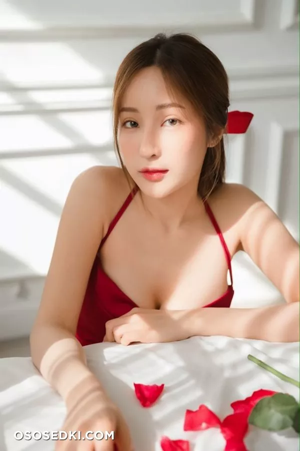 Thanyarat Charoenpornkittada - 2