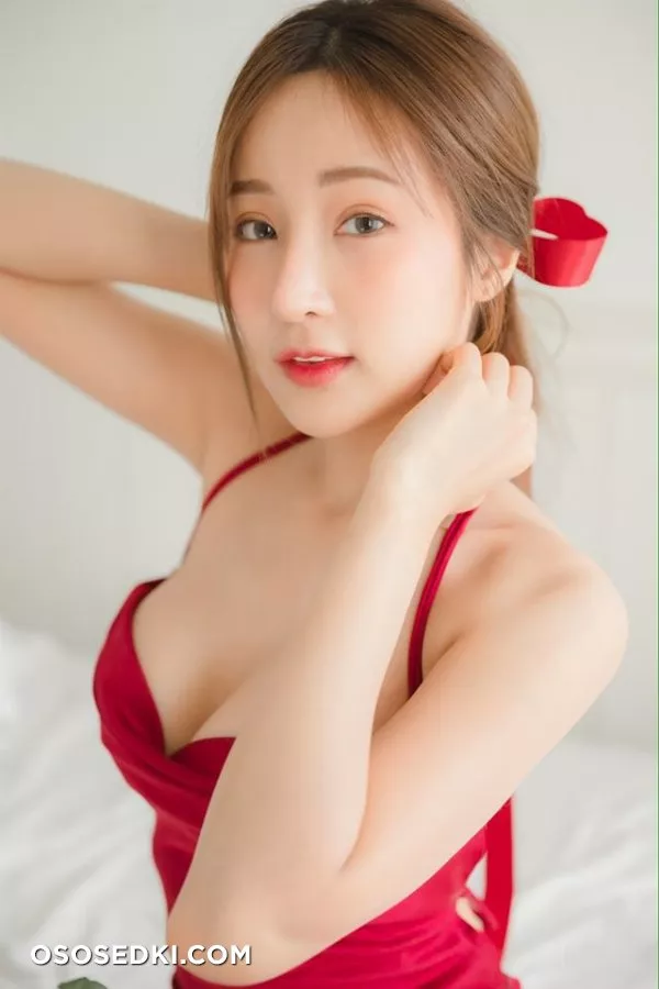 Thanyarat Charoenpornkittada - 4