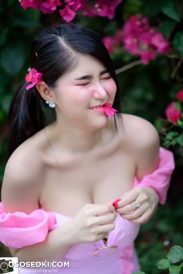 Kanyanat Puchaneeyakul - 1