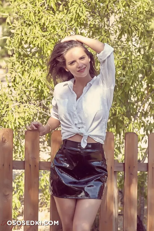 Adele Taylor Picket Fence - 1