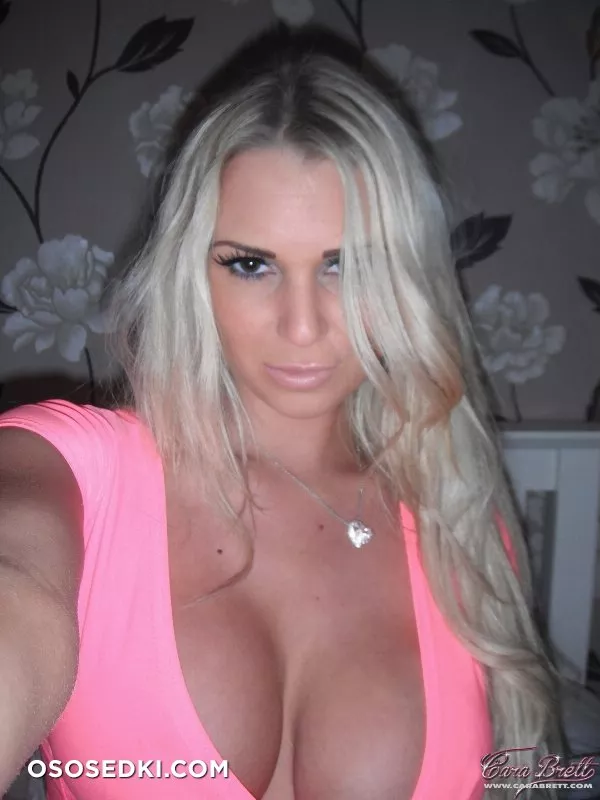 Cara Brett - 1