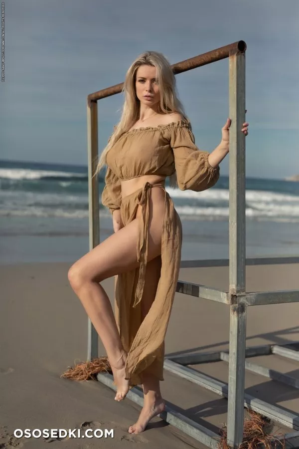 Katya-The winter sea 2 - 2
