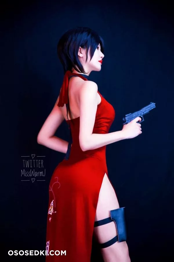 by - Resident Evil Model - Miss WarmJ - 2