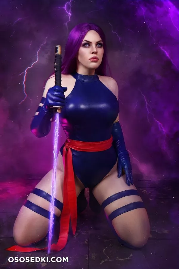 MARVEL COSPLAY - 1