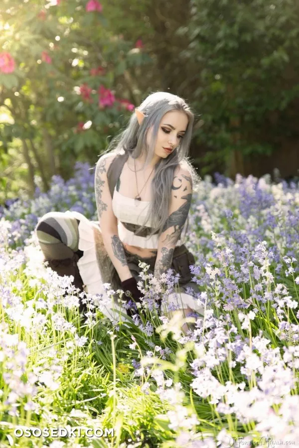 Genevieve (Forbidden Realm) Hyacinth erotic cosplay set - 3
