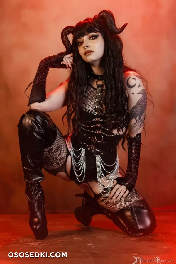 Genevieve (Forbidden Realm) - erotic cosplay set - 4
