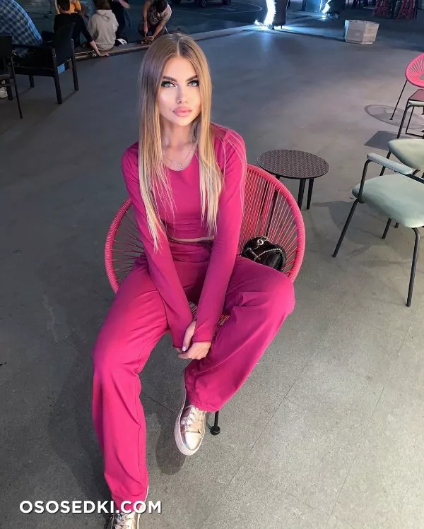 Miss Bitterness - 1