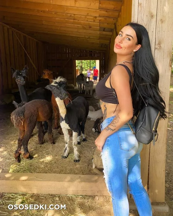 Noemi Bazinet - 5