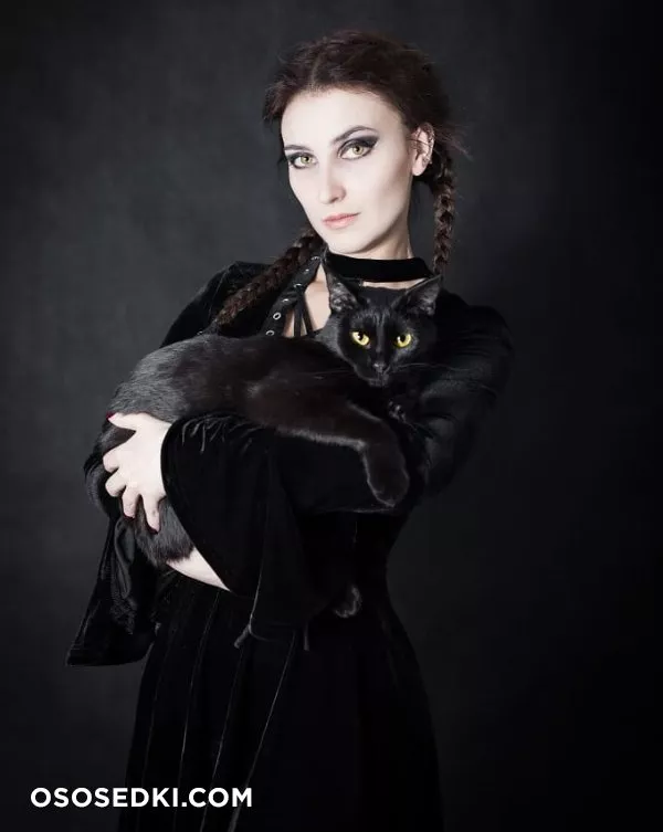 Scarlet - 2