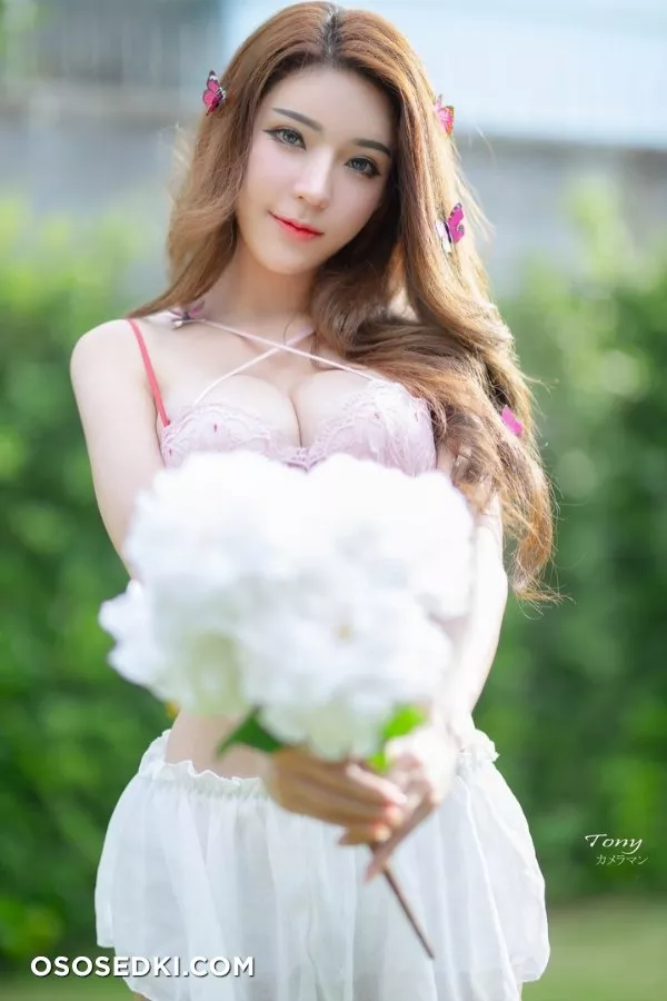 Janet Kanokwan Saesim - 1