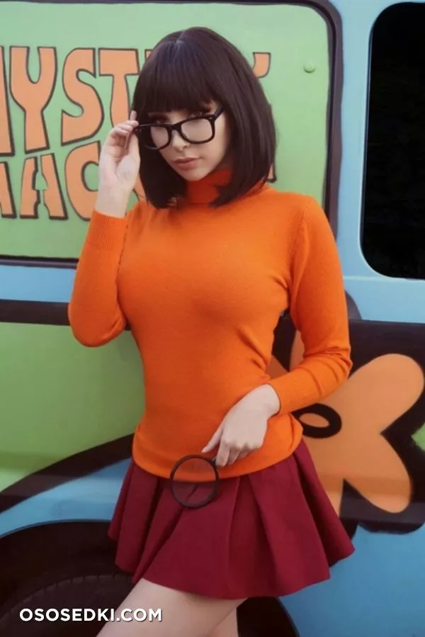 Velma (Scooby-Doo) Beke Jacoba - 2