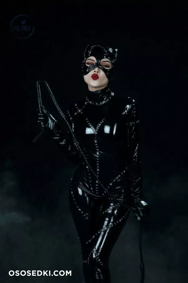 Catwoman (DC) Kalinka Fox - 4