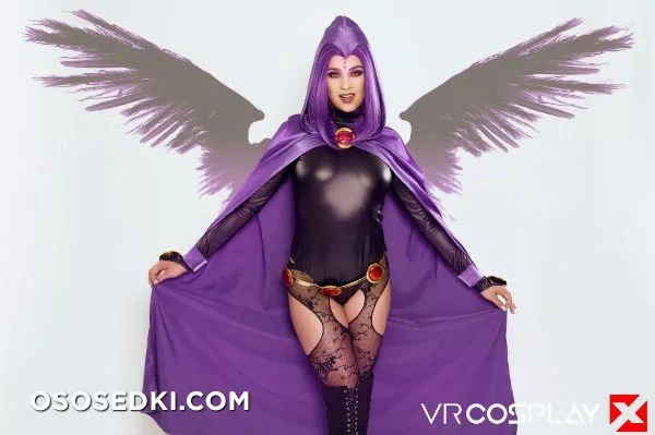 Raven (DC) VR Cosplay  - 2