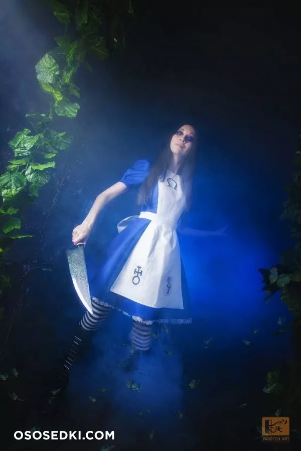 Alice (Alice Madness Returns) Alina Latypova  - 2