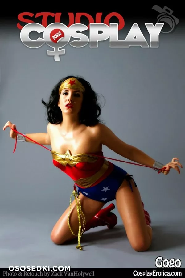 Wonder Woman (DC) Gogo - 1