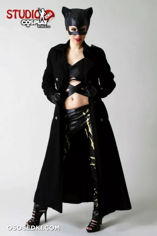Catwoman (DC) Cassie  - 2