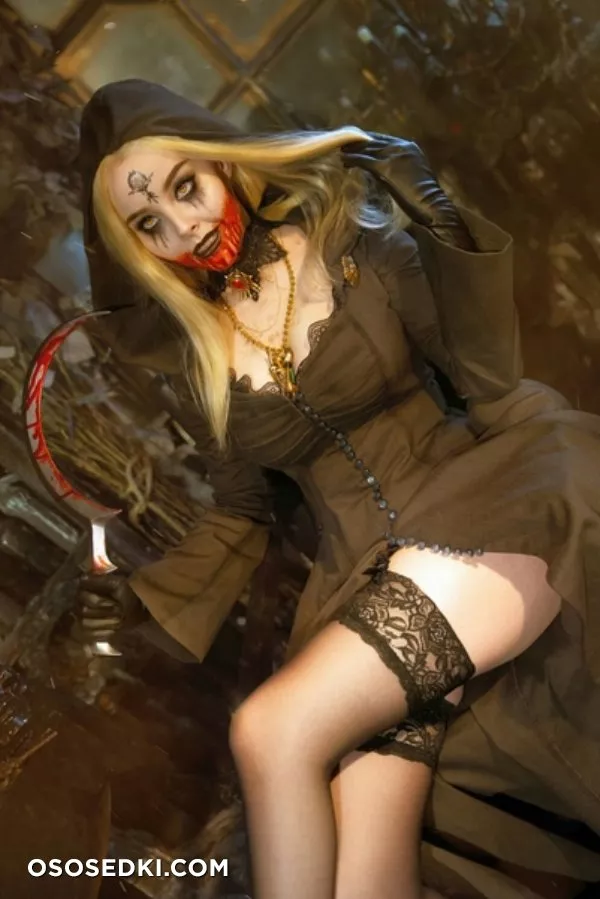 Bela Dimitrescu (Resident Evil) Disharmonika/Helly Von Valentine  - 2