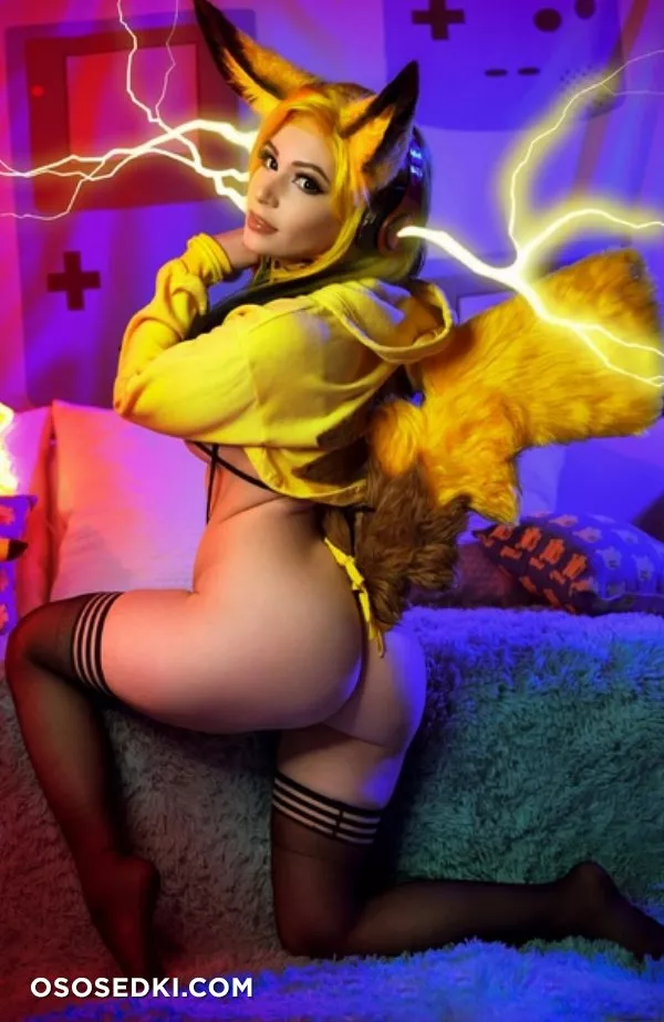 Pikachu (Pokemon) Danielle Beaulieu - 3