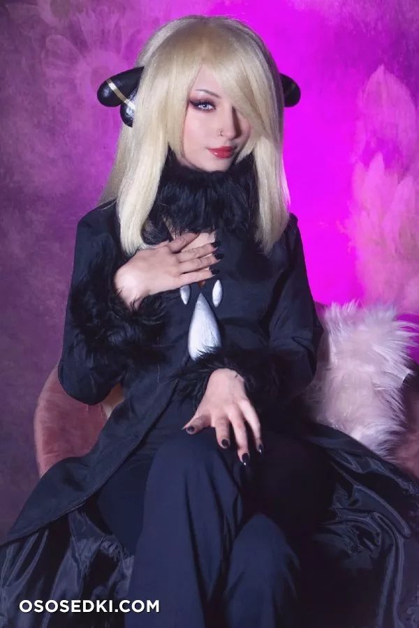 Cynthia (Pokemon) ShiroKitsune  - 3