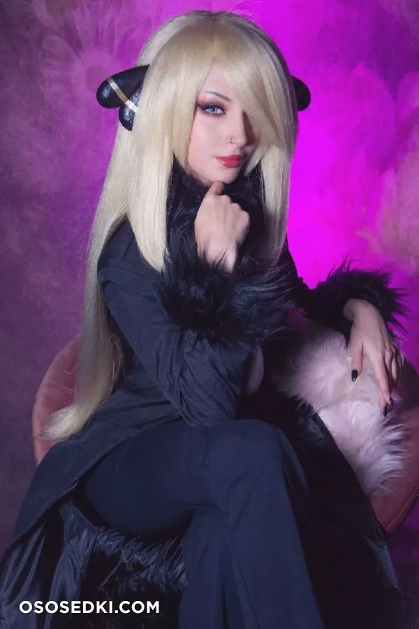 Cynthia (Pokemon) ShiroKitsune  - 4