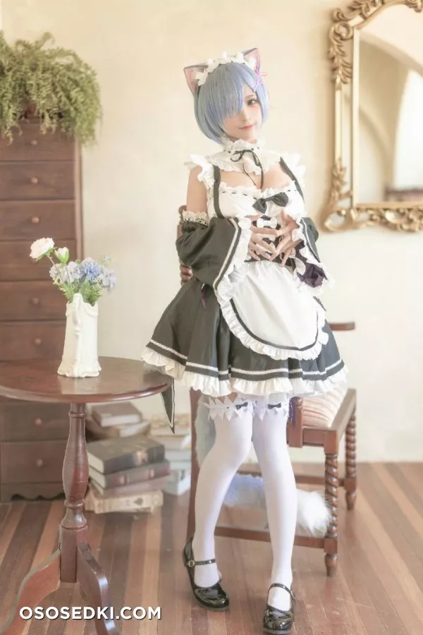 Rem (Re:Zero) Stupid Momo  - 1