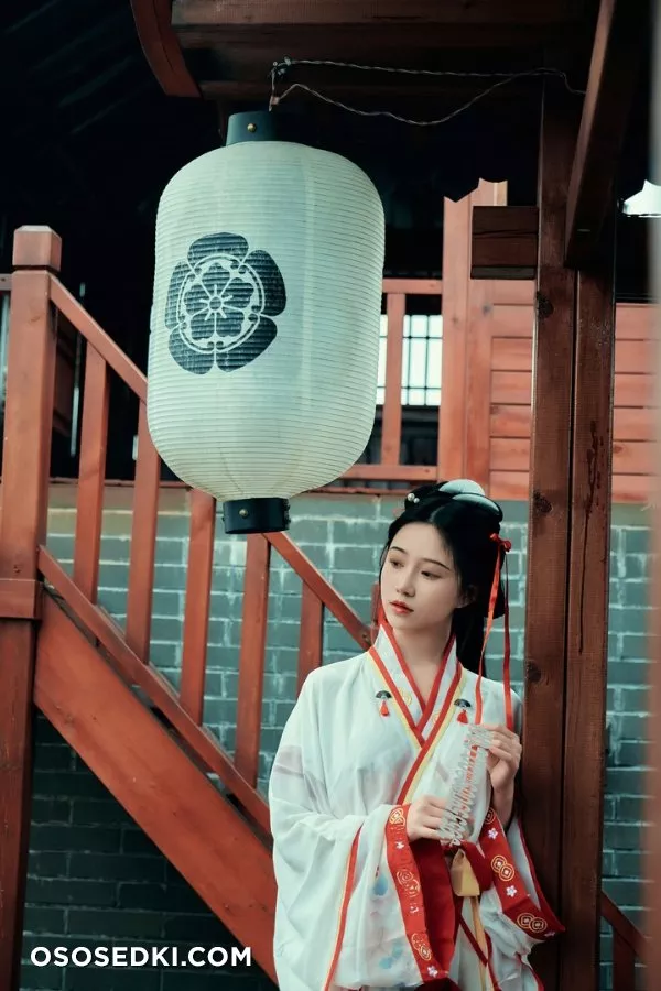 年年 - 如梦令 - 1