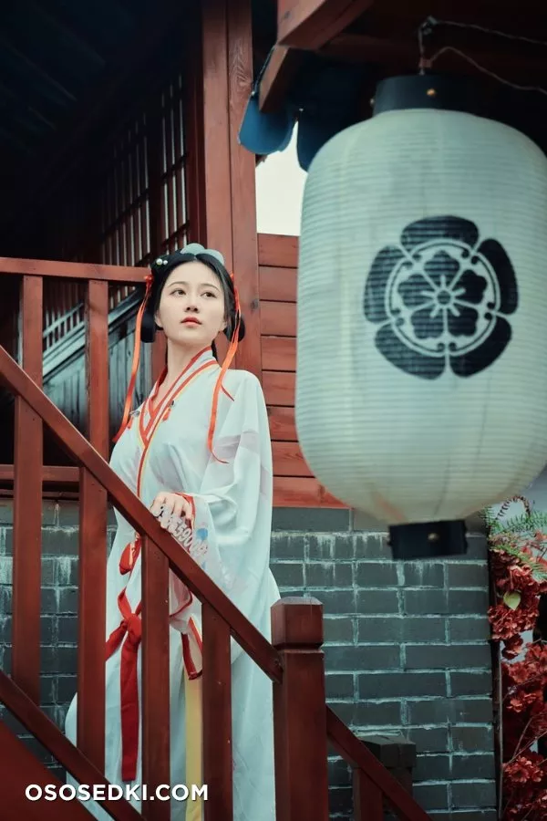 年年 - 如梦令 - 2