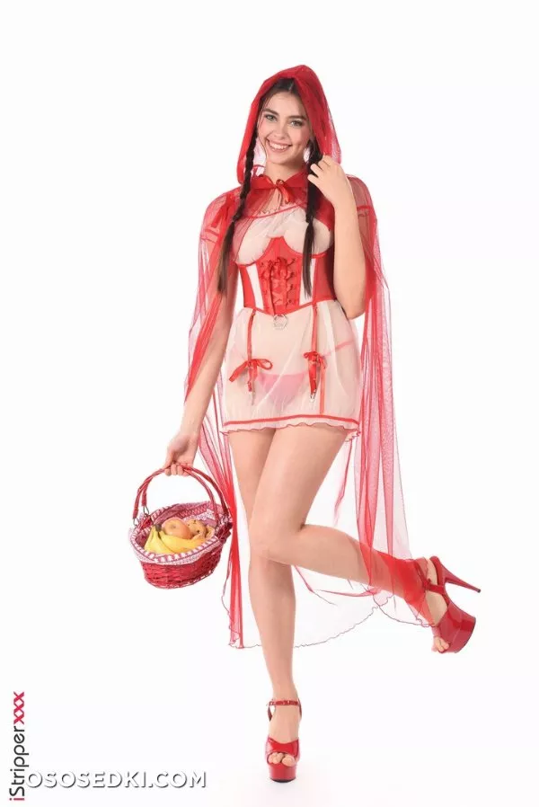 Little Red Riding Hood - Alissa Foxy - 3