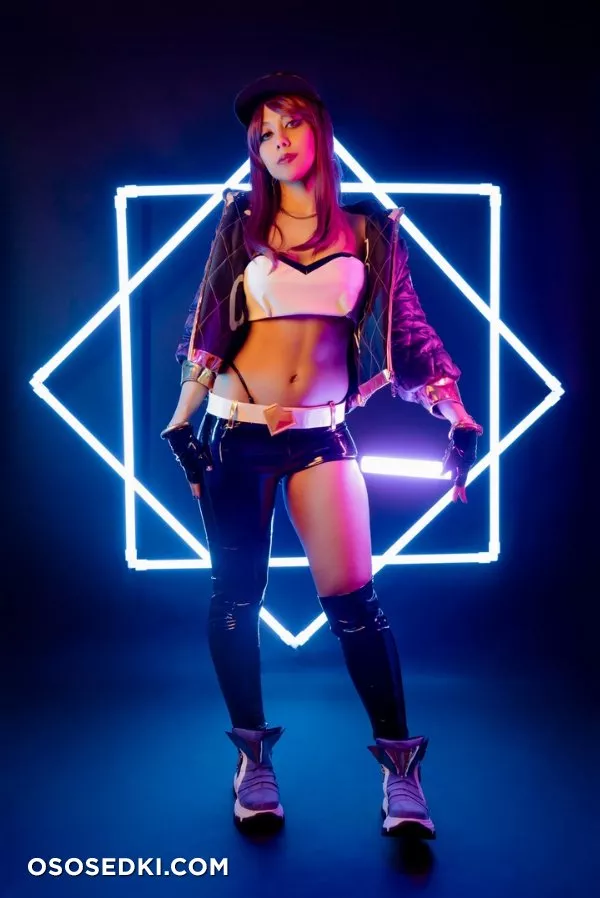 Akali (League of Legends) - Dira Cosplay - 1