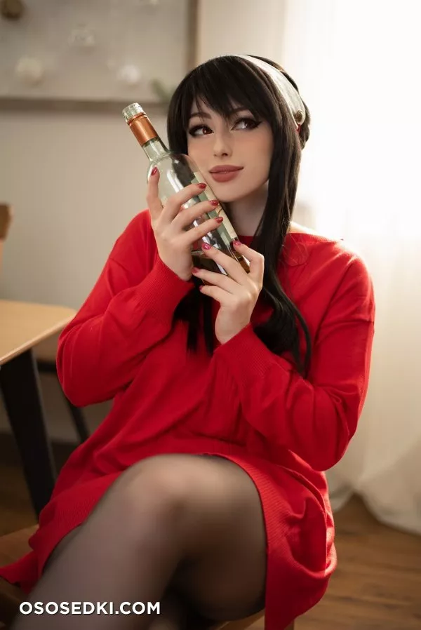 Yor Forger (Spy x Family) - Lady Melamori - 1