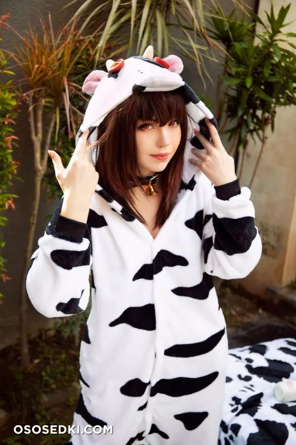 Megumin Cow (KonoSuba) - Caticornplay - 2