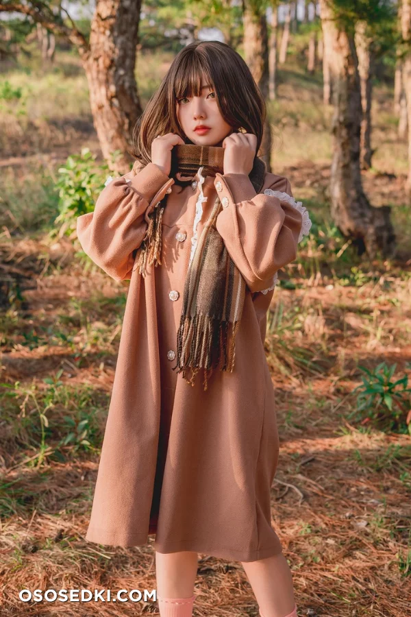 Messie Huang - Into the Wood - 1