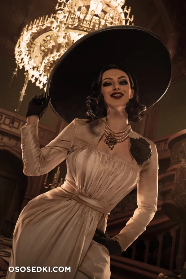 Lady Dimitrescu (Resident Evil) - Lаdу Меlаmоri - 4