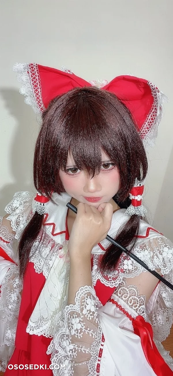 Reimu Hakurei (Touhou Niji Sousaku Doujin) - PoppaChan - 2