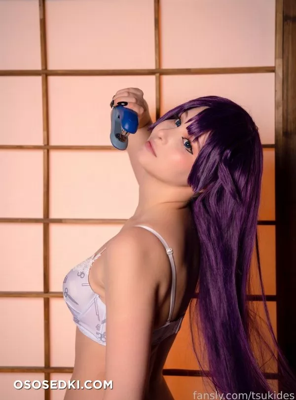 TsukiDesu - Hitagi Senjougahara (Monogatari) - 2