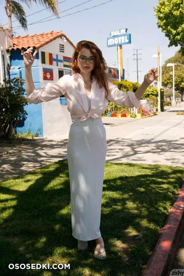 Sabrina Lynn - Shopping - 3