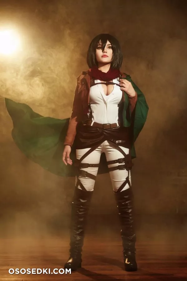 Kalinka Fox - Mikasa Ackerman (Attack on Titan) - 1