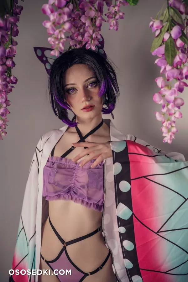 Moondays - Shinobu Kochou - 1