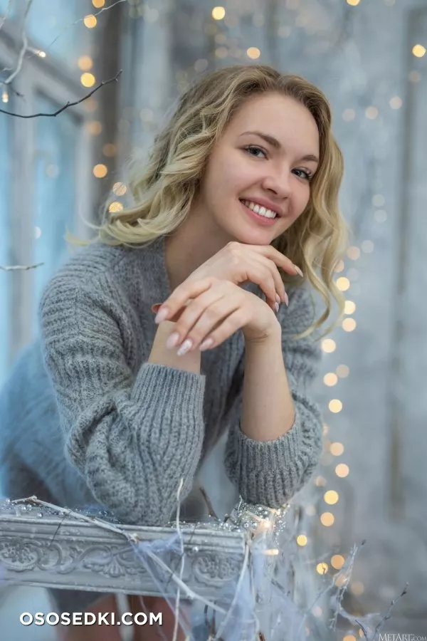 Sophie Gem - Frozen by MetArt - 1
