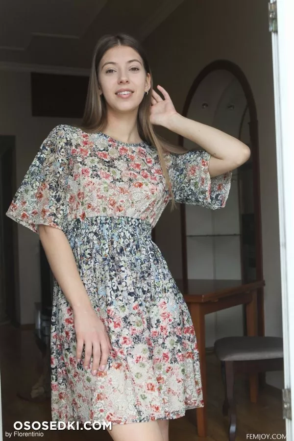 Avery in Poise by FemJoy - 1