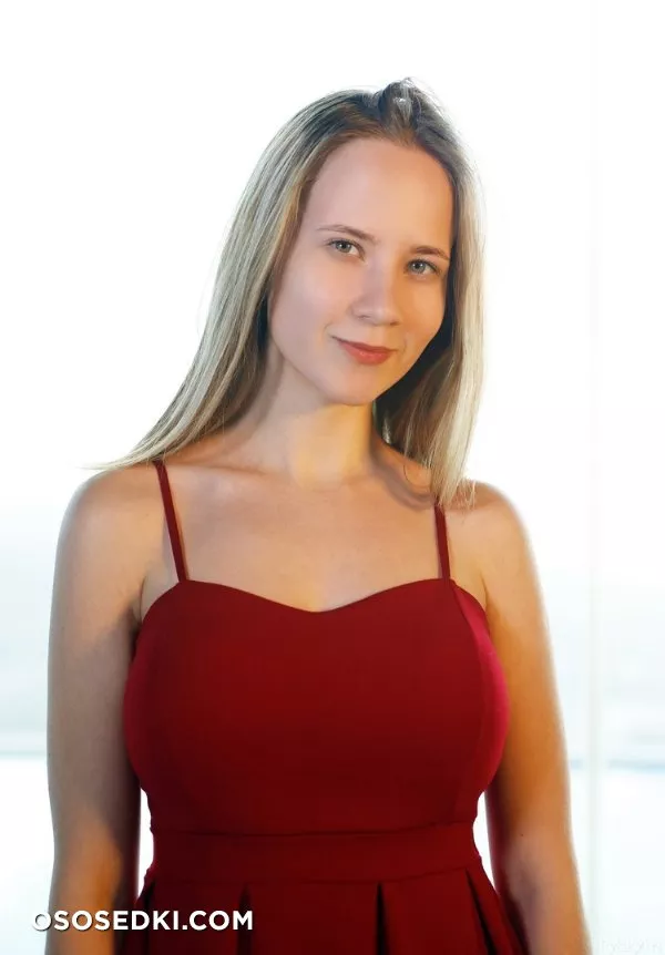 Delizi - Rood by RylskyArt - 2