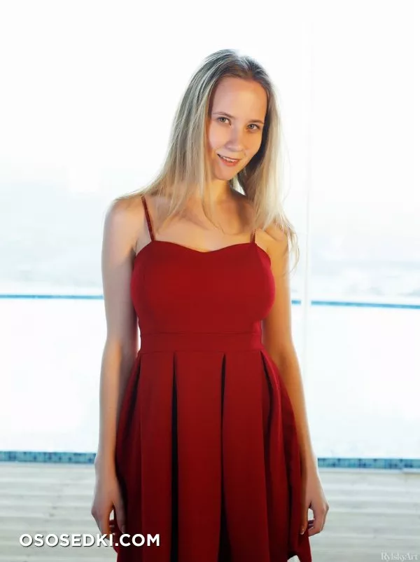 Delizi - Rood by RylskyArt - 3