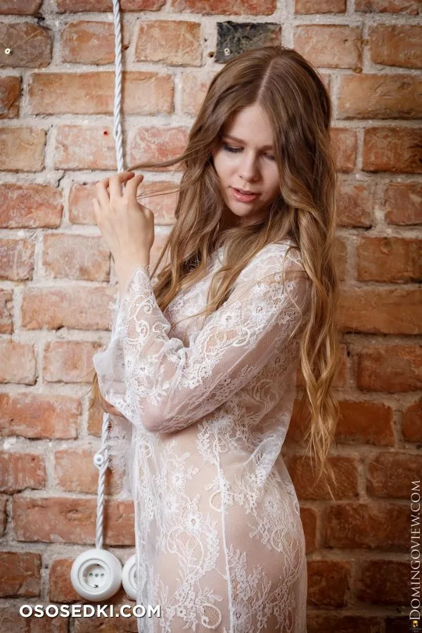 Evelina - Beautiful Babe Naked At The Wall by DomingoView - 3