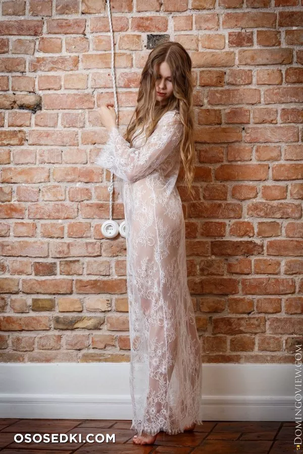 Evelina - Beautiful Babe Naked At The Wall by DomingoView - 4